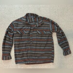 Patagonia Organic-Cotton Striped Button-Shirt (Men’s Medium)